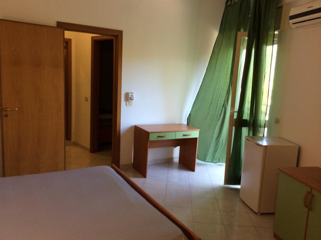פרדיפומו Hotel Eden מראה חיצוני תמונה