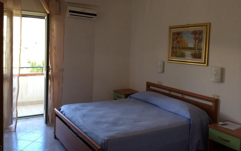 פרדיפומו Hotel Eden מראה חיצוני תמונה