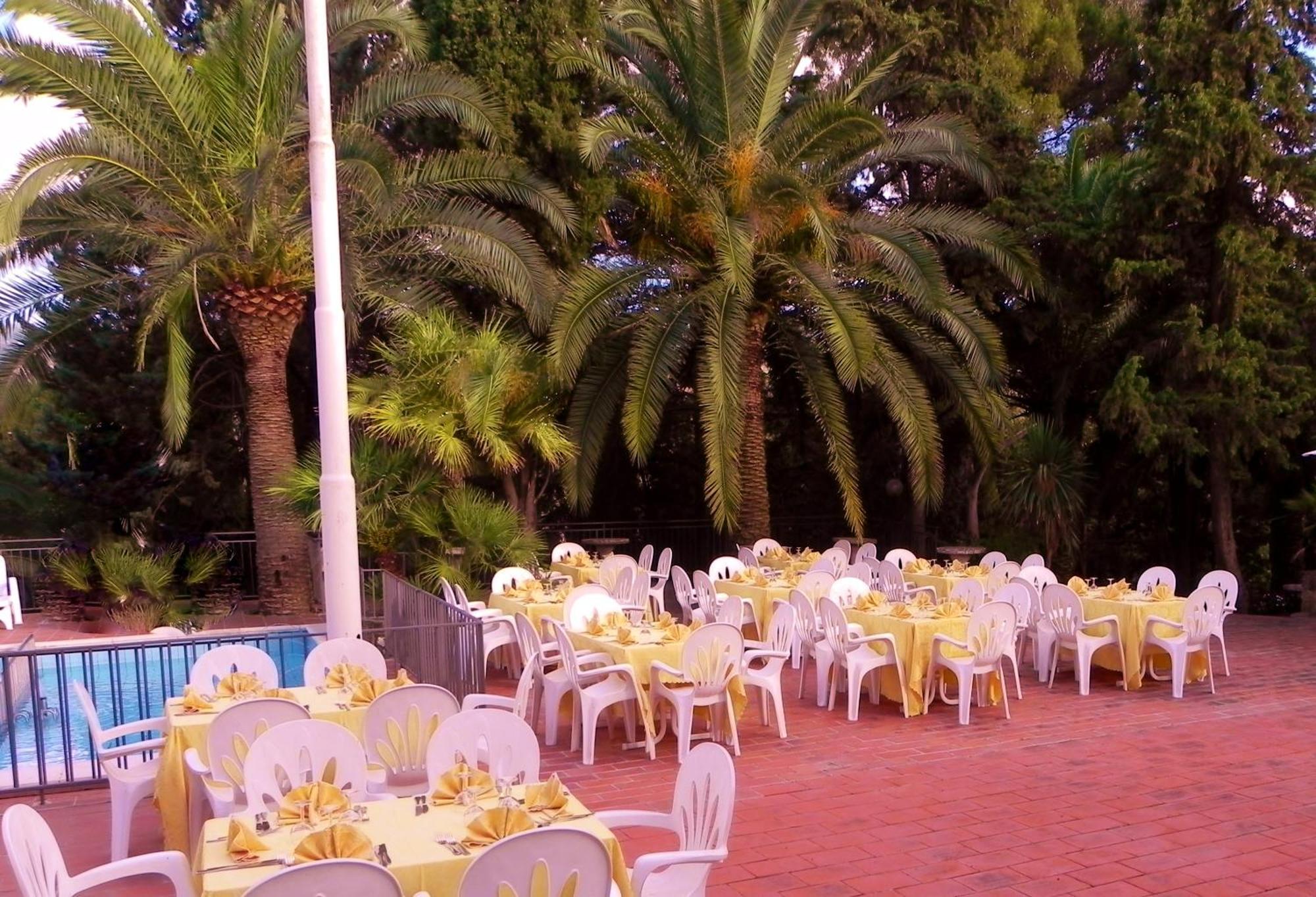 פרדיפומו Hotel Eden מראה חיצוני תמונה