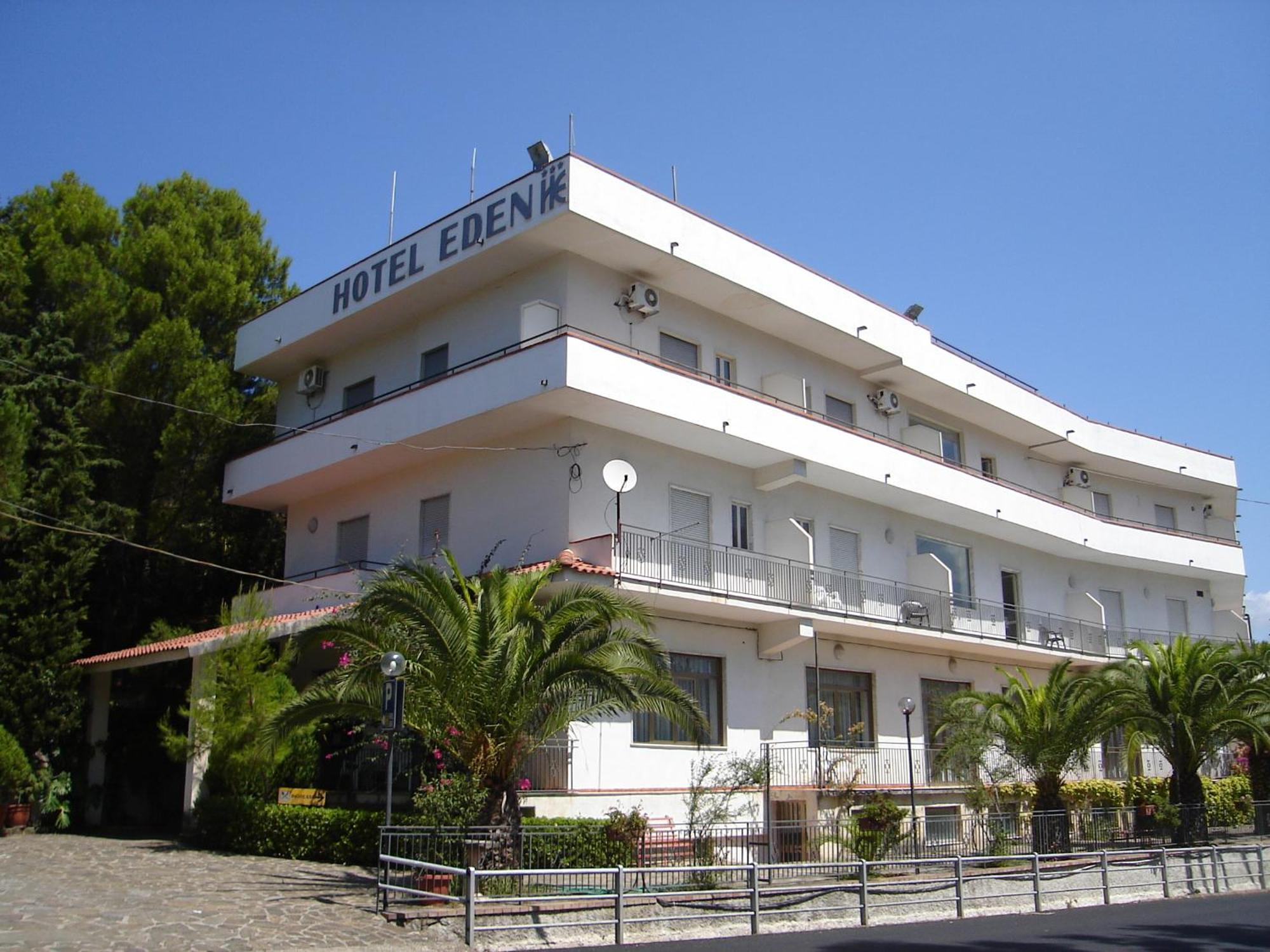 פרדיפומו Hotel Eden מראה חיצוני תמונה