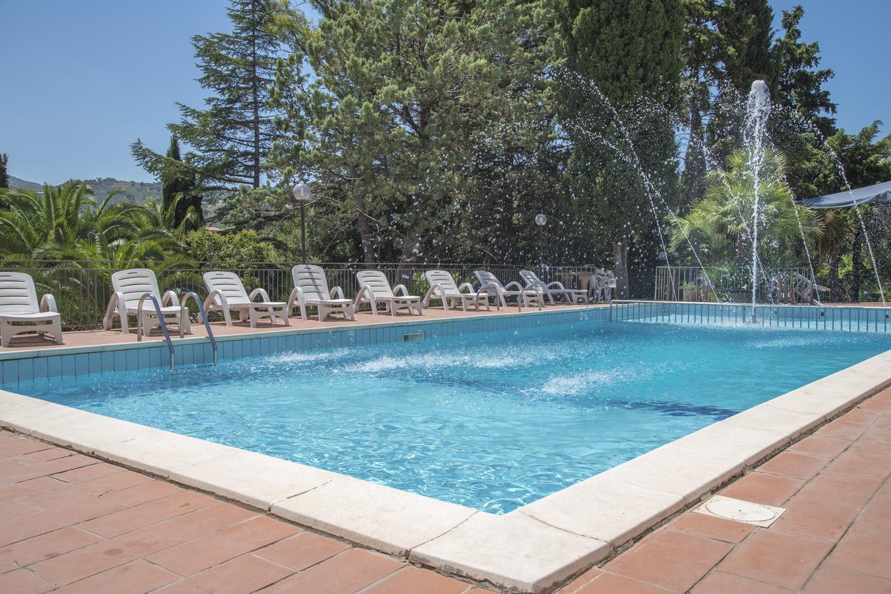 פרדיפומו Hotel Eden מראה חיצוני תמונה