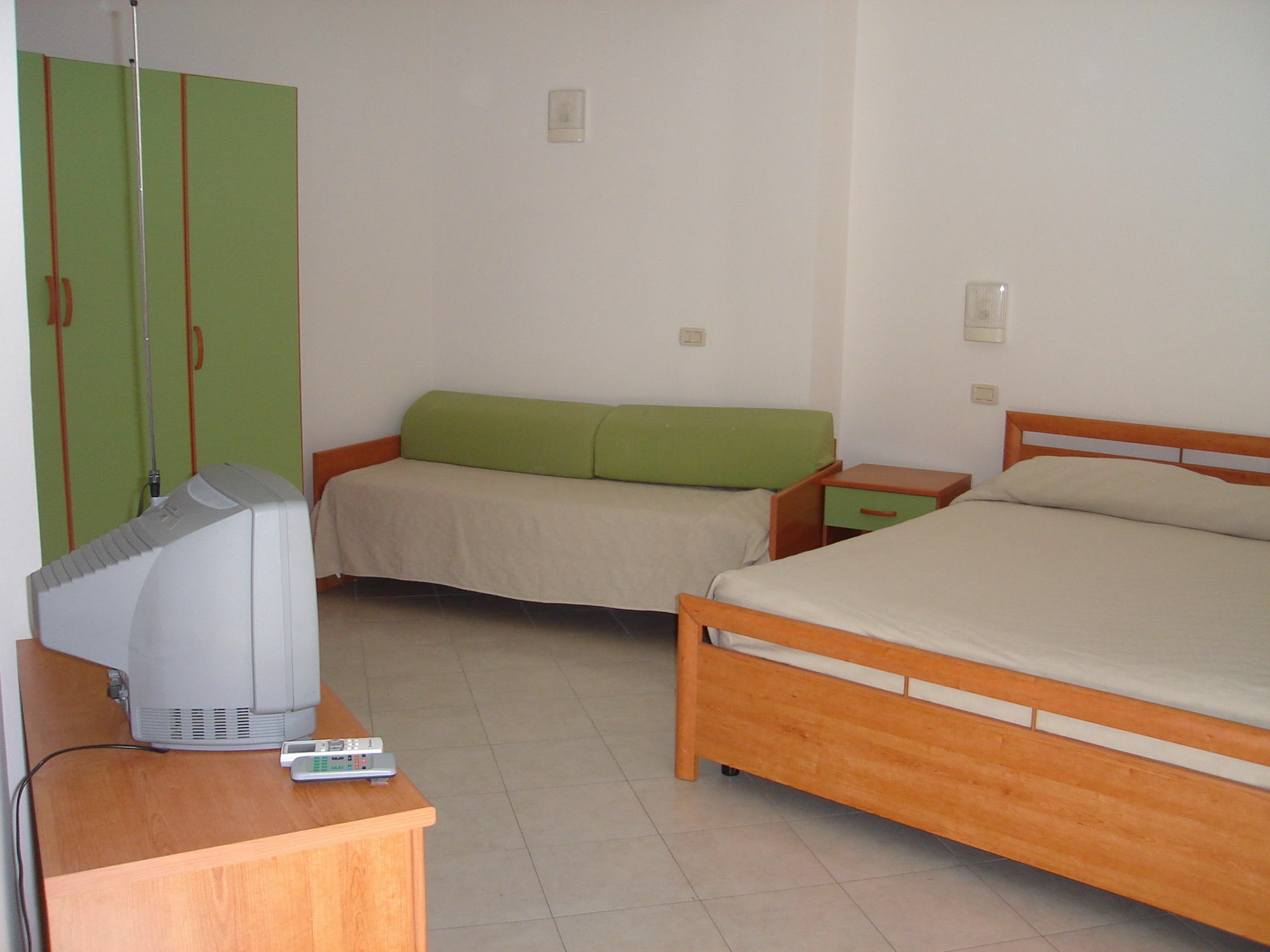 פרדיפומו Hotel Eden מראה חיצוני תמונה