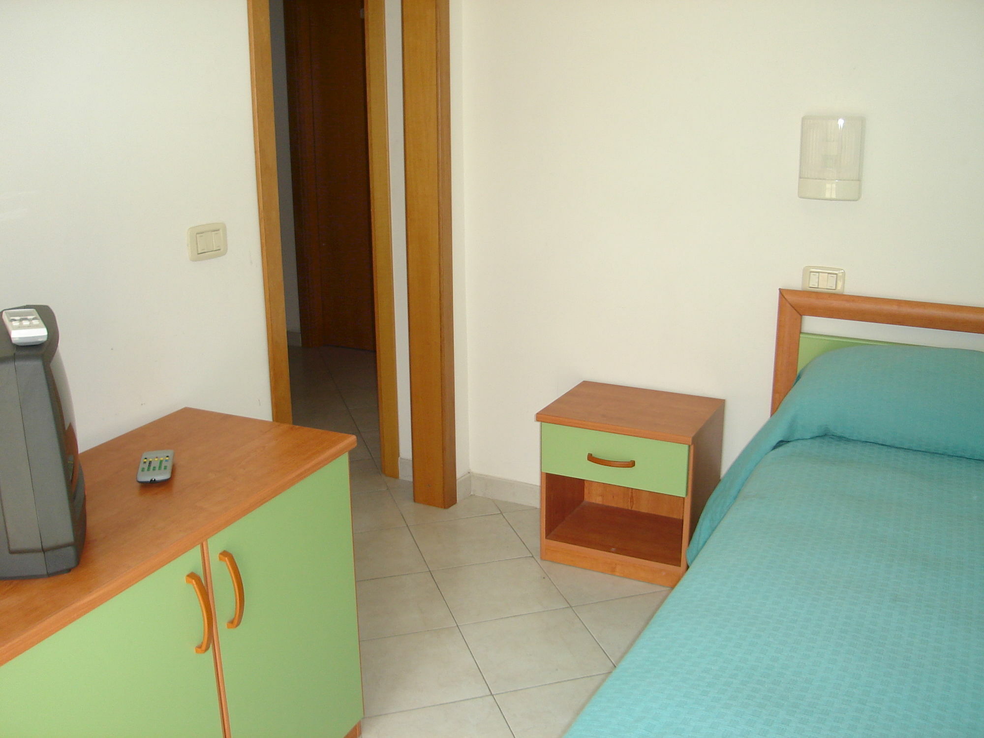 פרדיפומו Hotel Eden מראה חיצוני תמונה